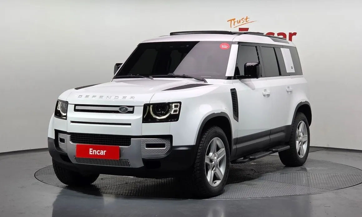 Land Rover Defender — фото 1