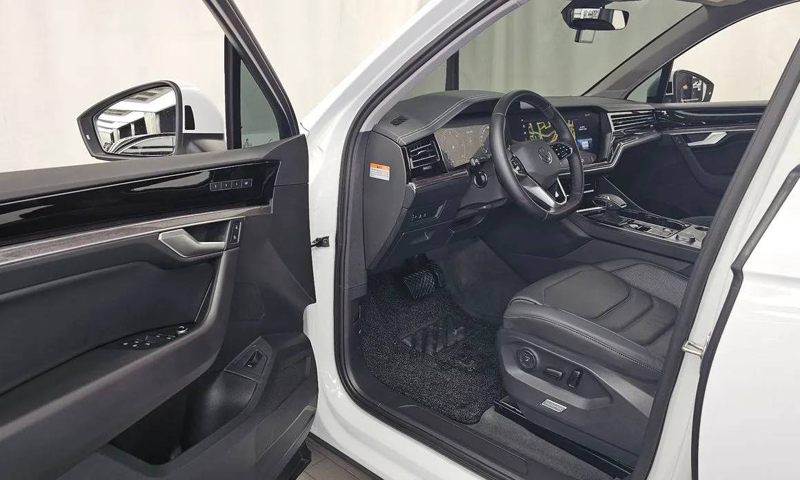 Volkswagen Touareg 2023 из KR, фото 6