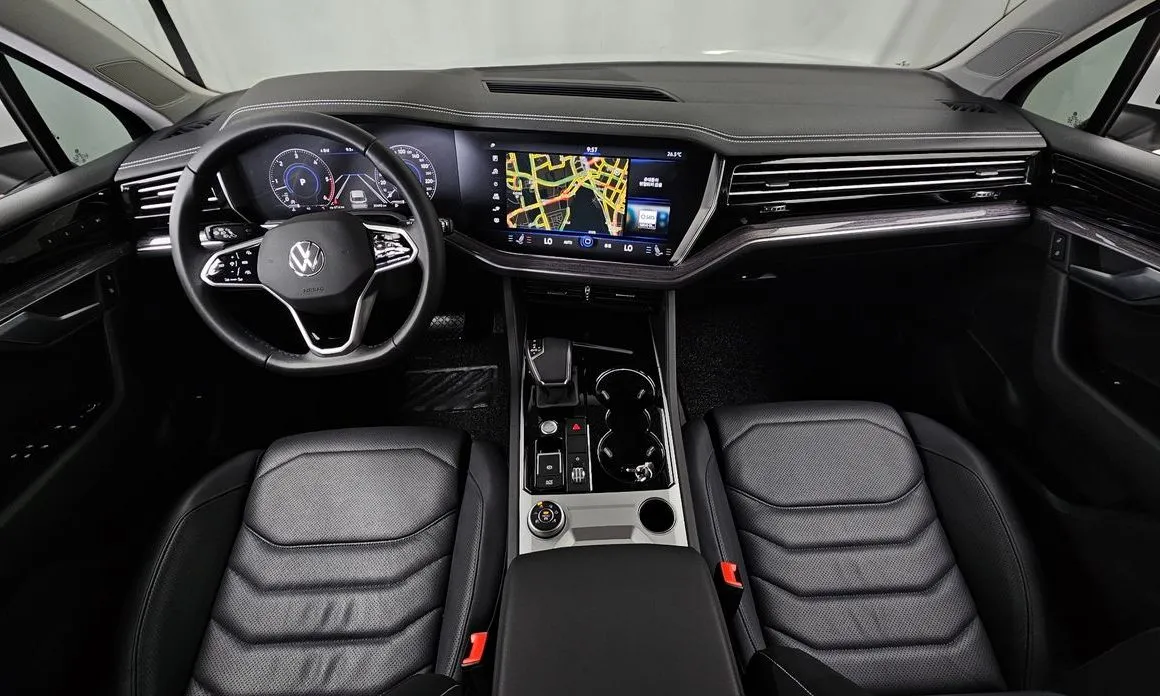 Volkswagen Touareg 2023 из KR, фото 8