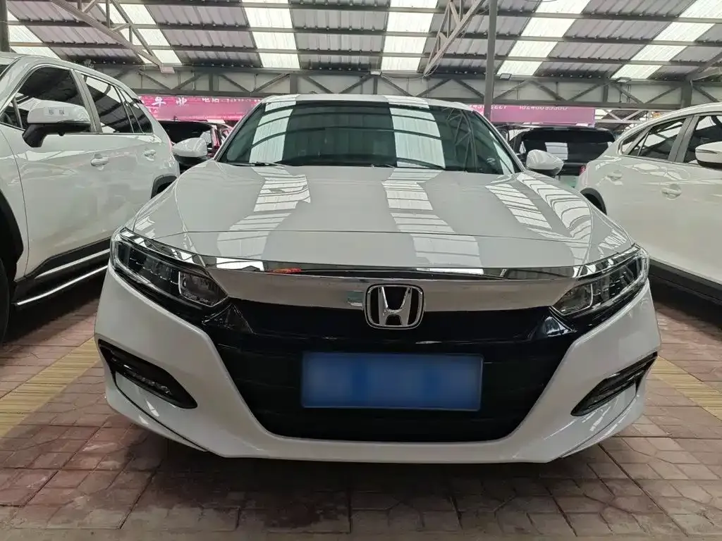 Honda Accord — фото 5