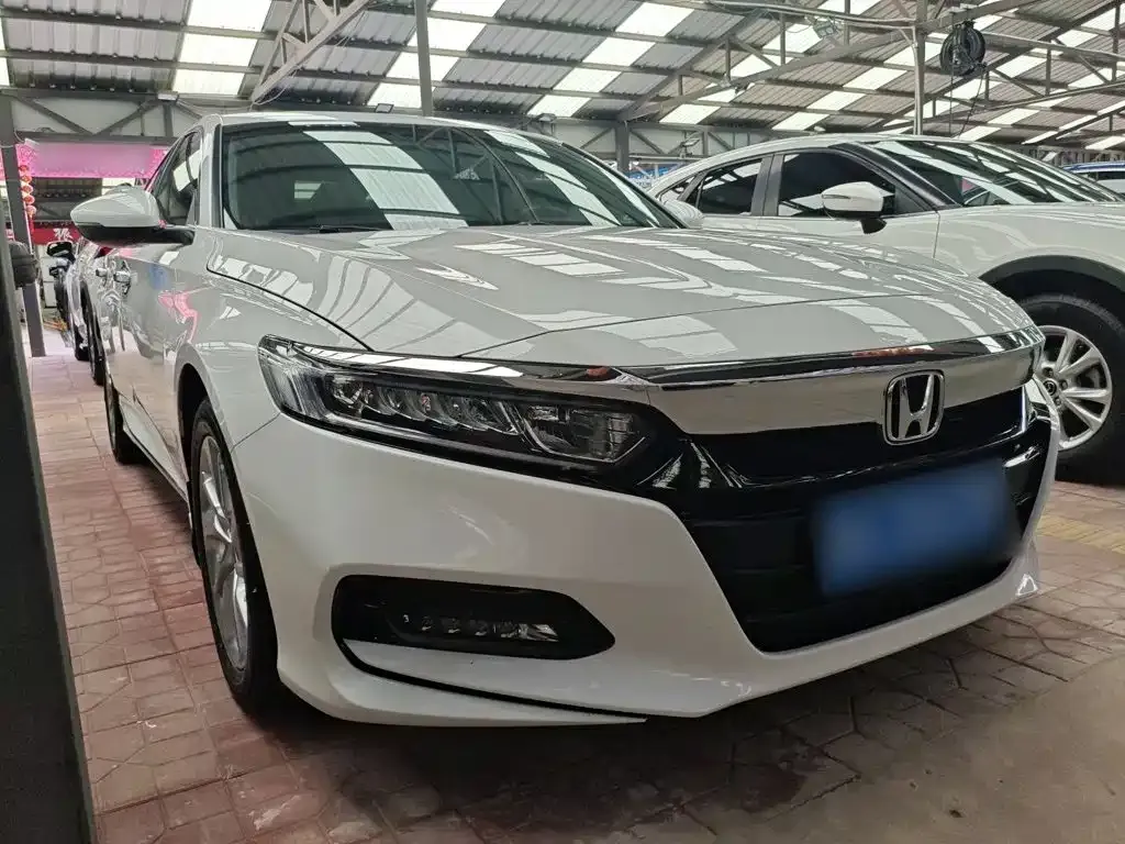 Honda Accord — фото 2