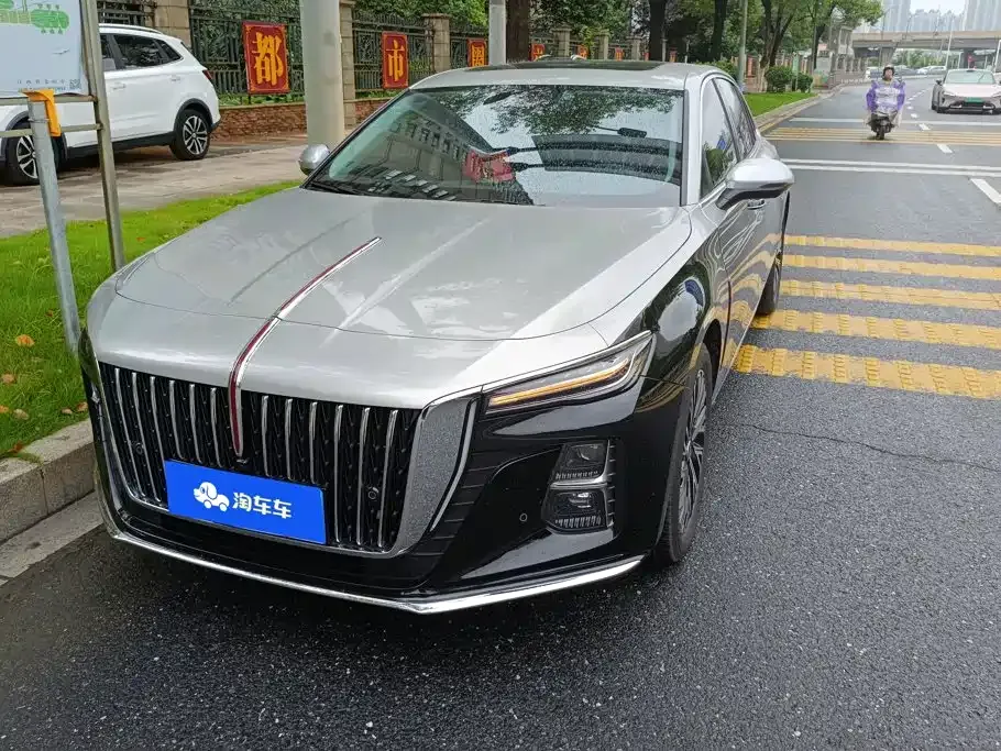 Hongqi H5 — фото 1