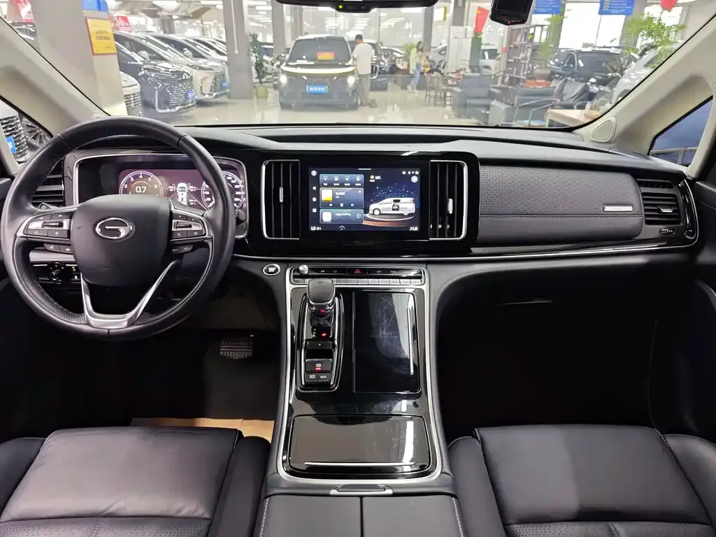 GAC Motor Trumpchi M8 — фото 9