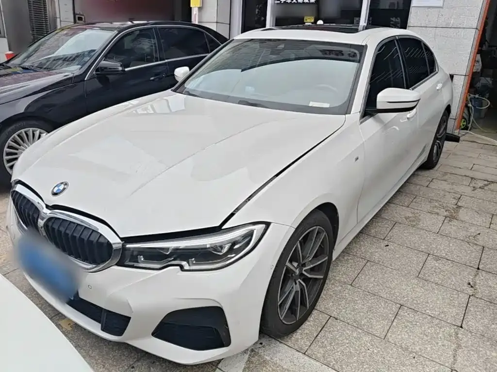 BMW 3 Series — фото 1