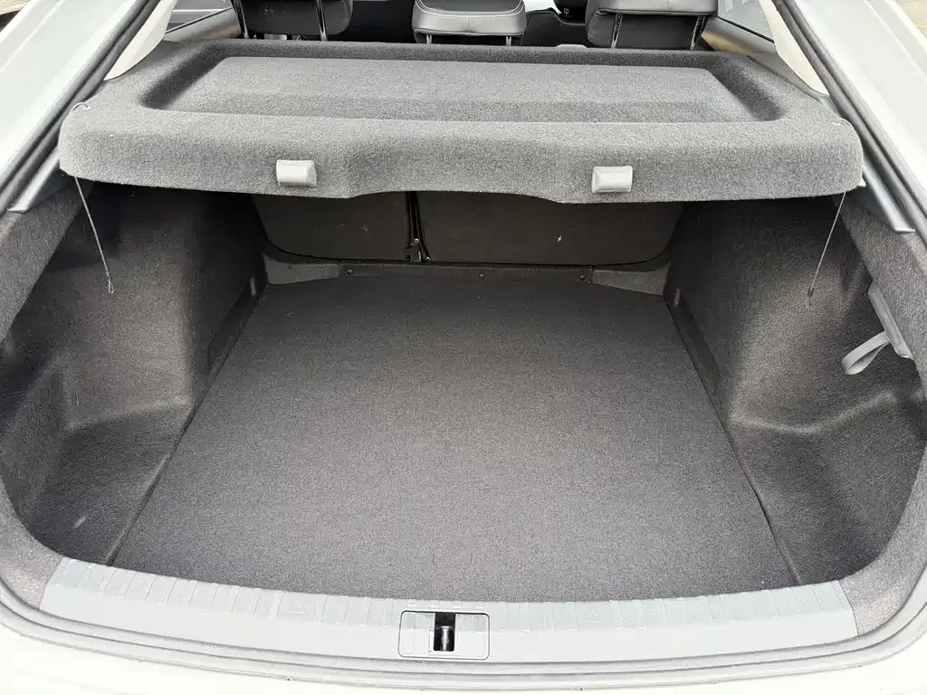 Skoda Octavia — фото 10