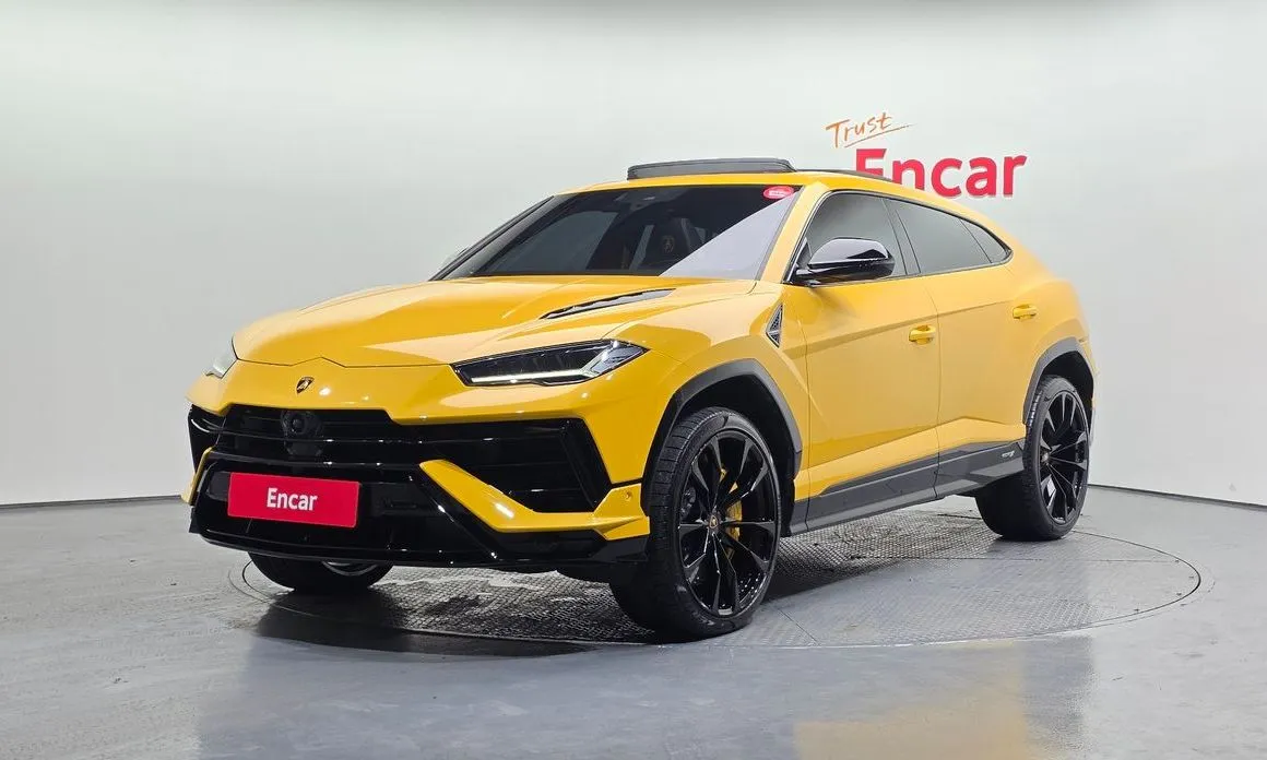 Lamborghini Urus — фото 1