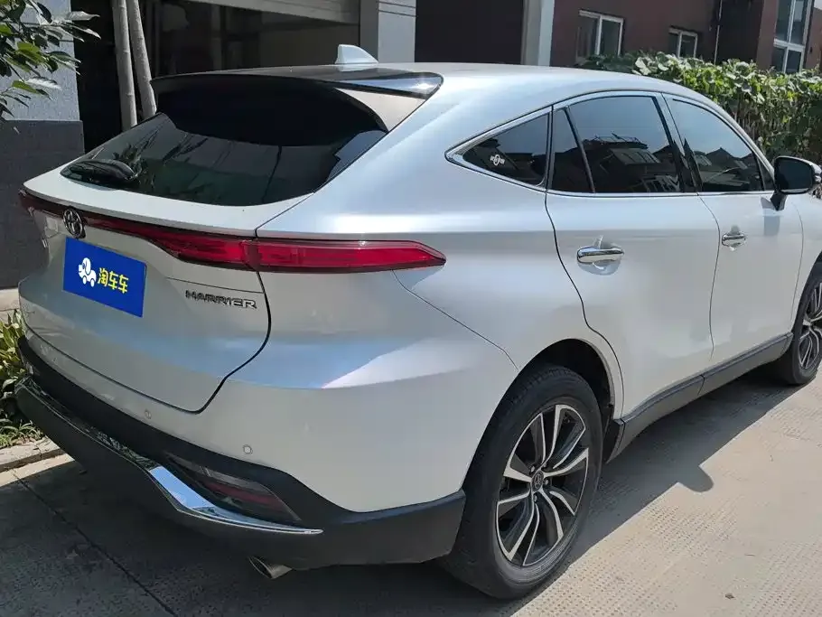Toyota Harrier — фото 5