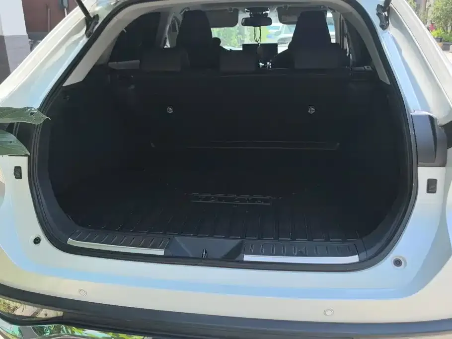 Toyota Harrier — фото 10