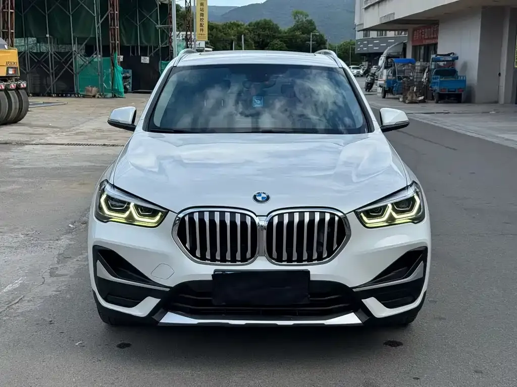 BMW X1 2022 из CN, фото 2