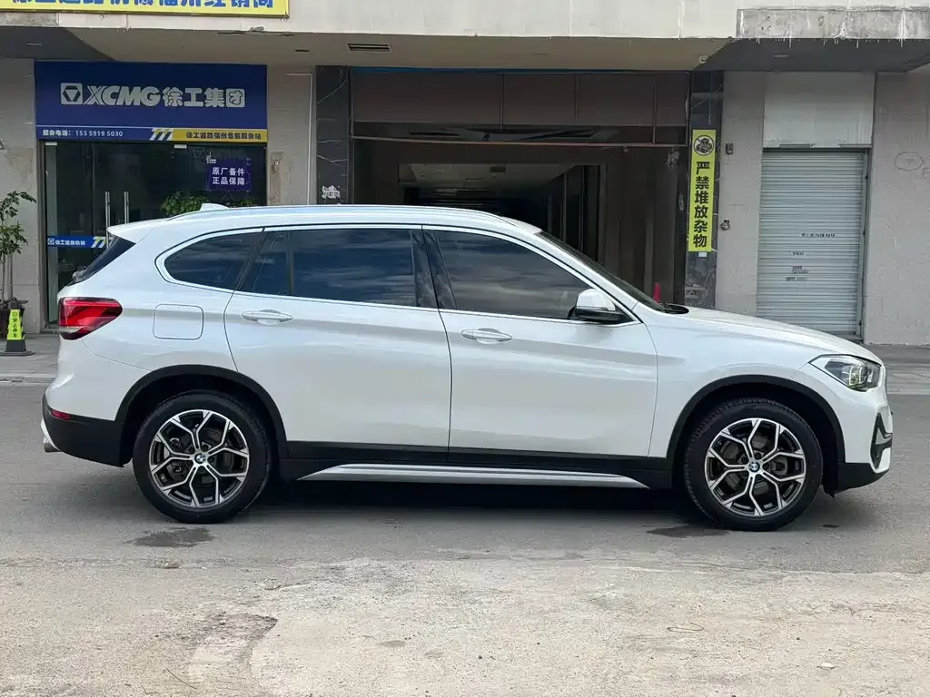 BMW X1 2022 из CN, фото 6