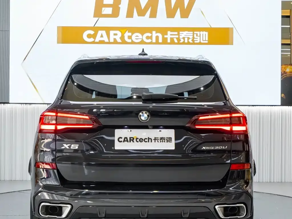 BMW X5 — фото 10