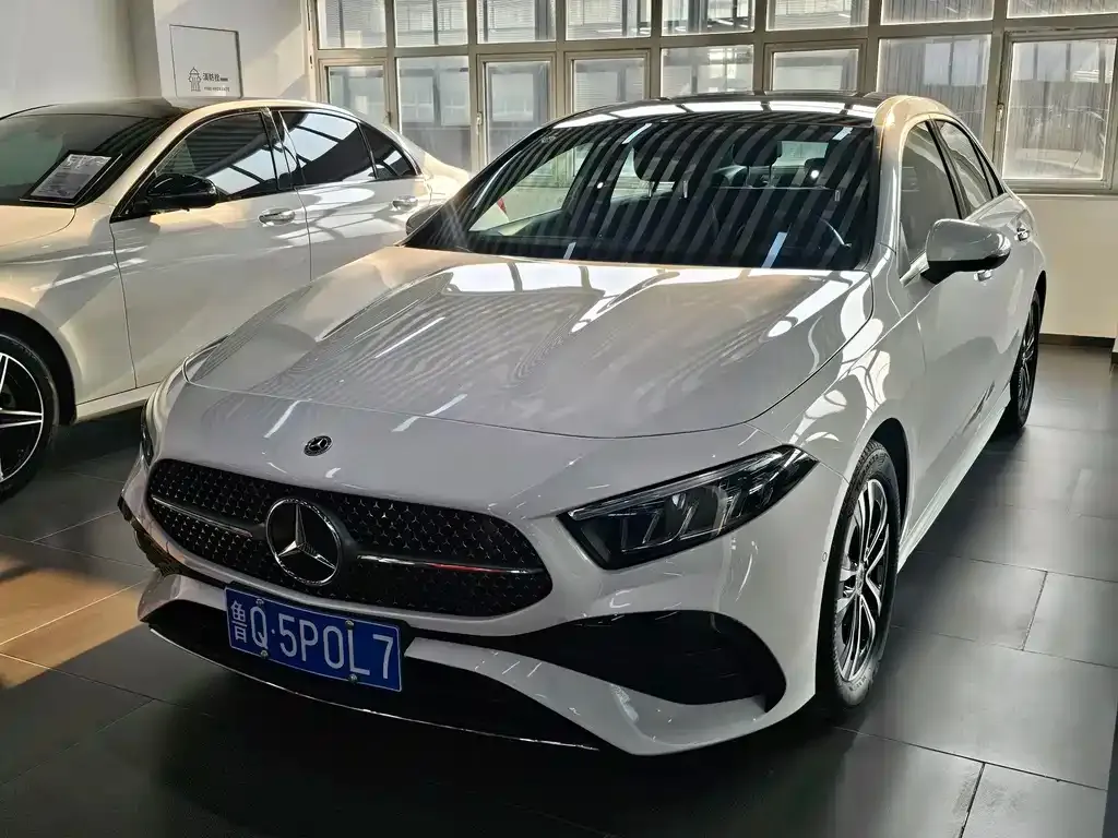 Mercedes-Benz A-Class — фото 1