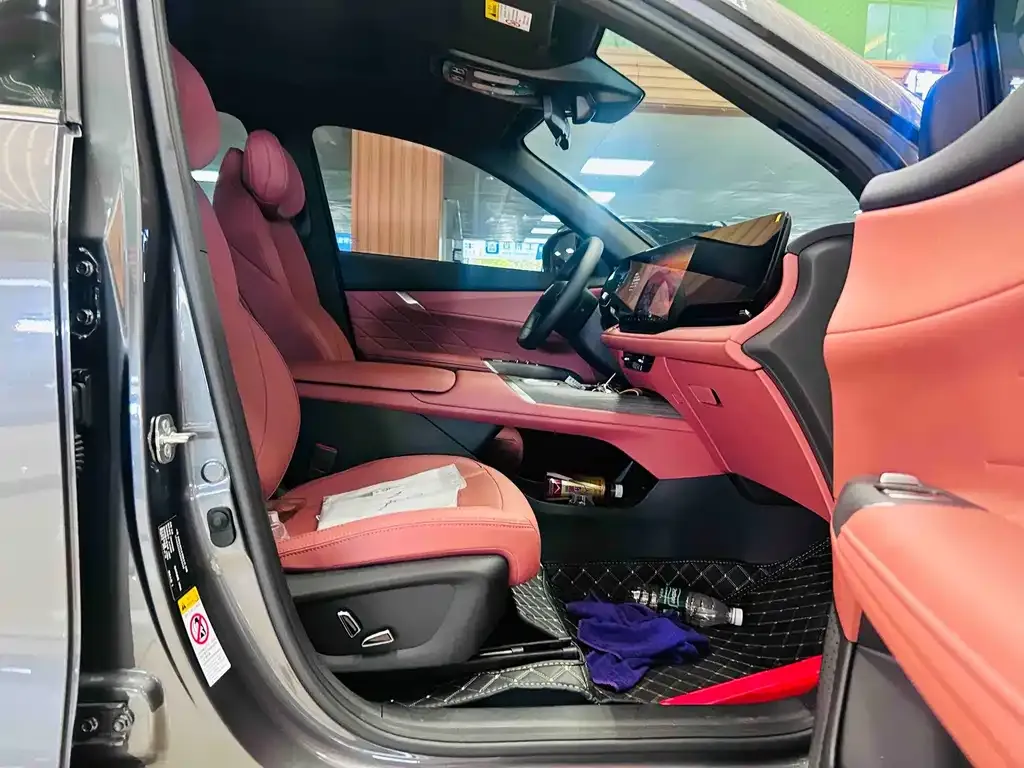 Changan CS75PLUS — фото 3