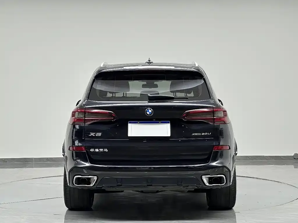 BMW X5 — фото 9