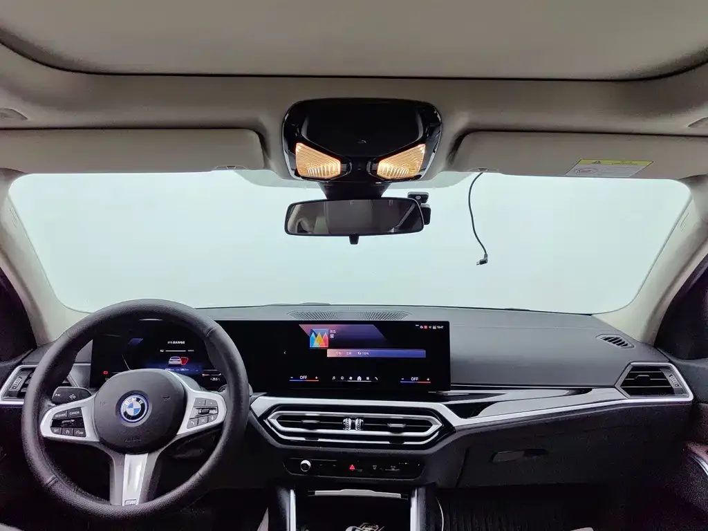 BMW i3 — фото 9
