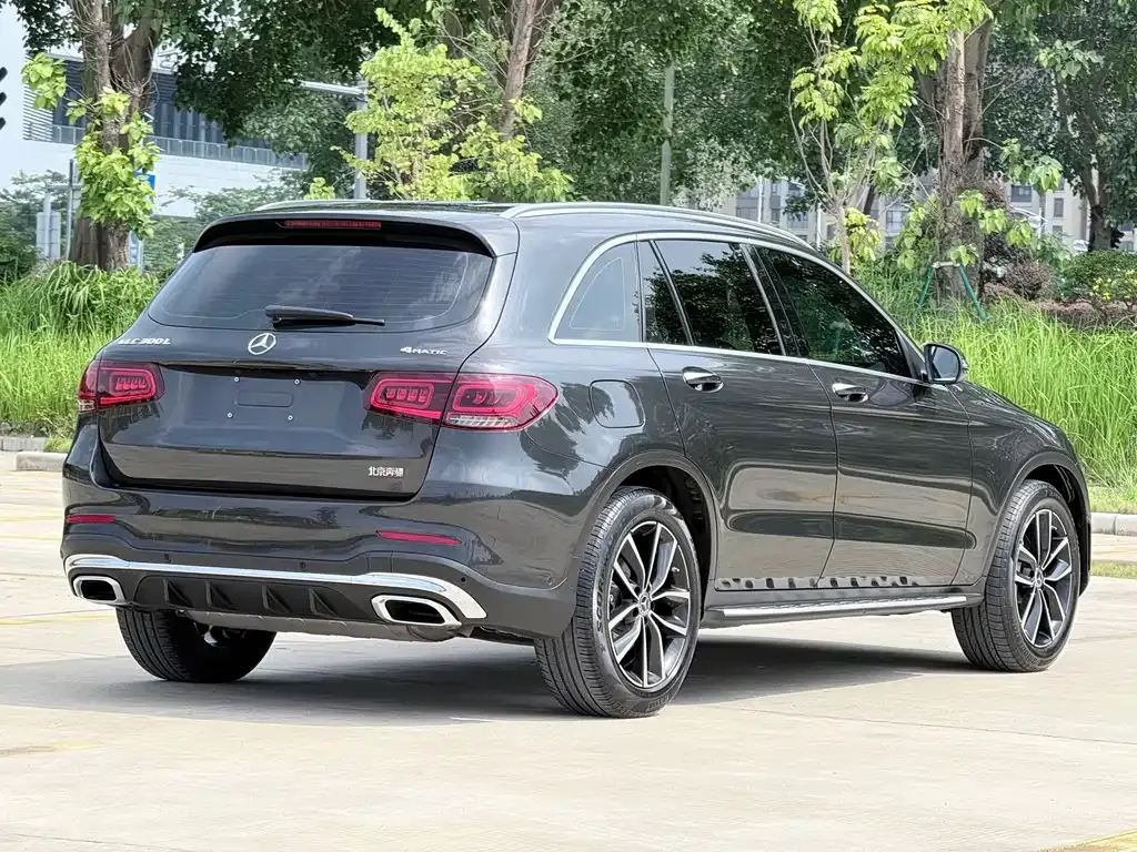 Mercedes-Benz GLC — фото 6