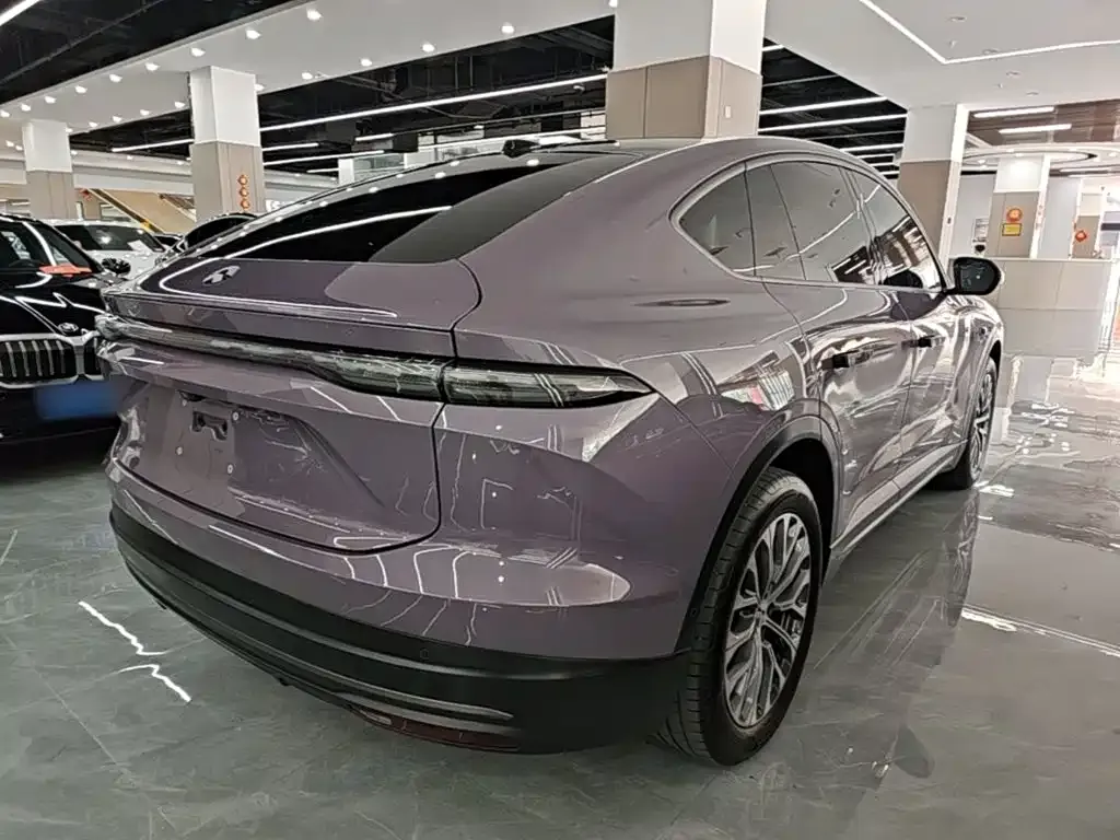 NIO EC6 — фото 10