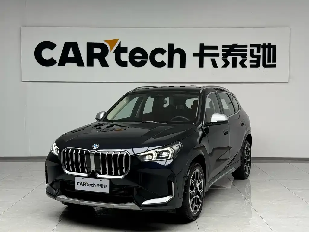 BMW X1 — фото 1