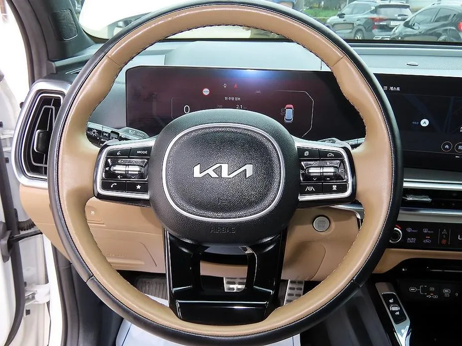 Kia Sorento — фото 6