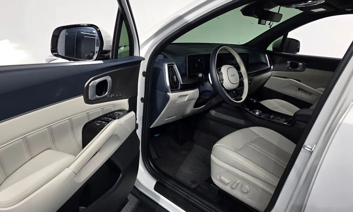 Kia Sorento — фото 6