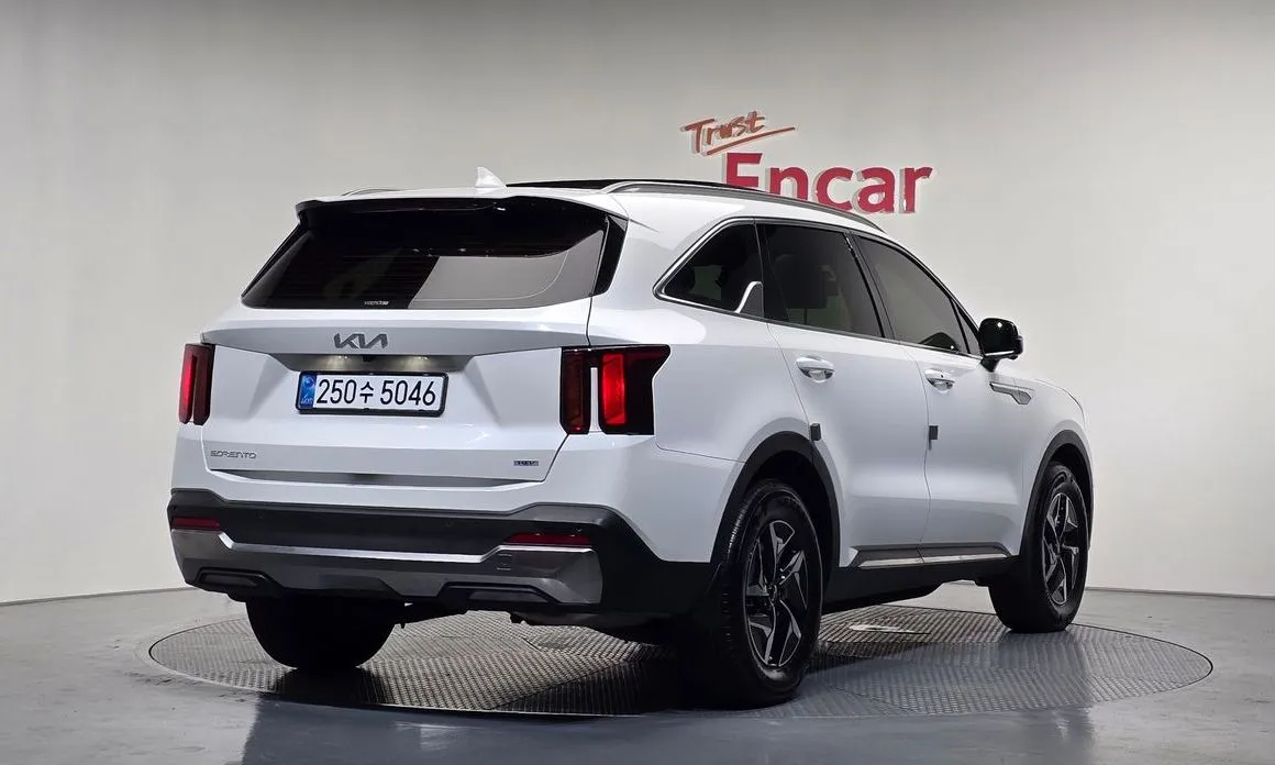 Kia Sorento — фото 4