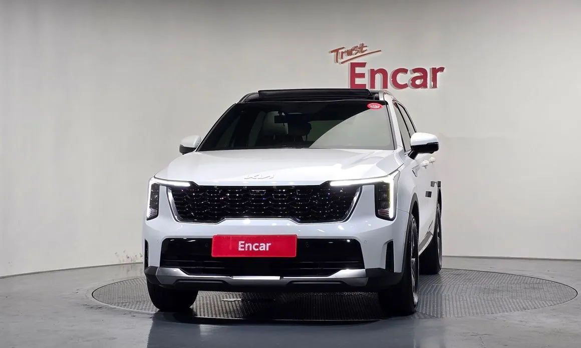 Kia Sorento — фото 8