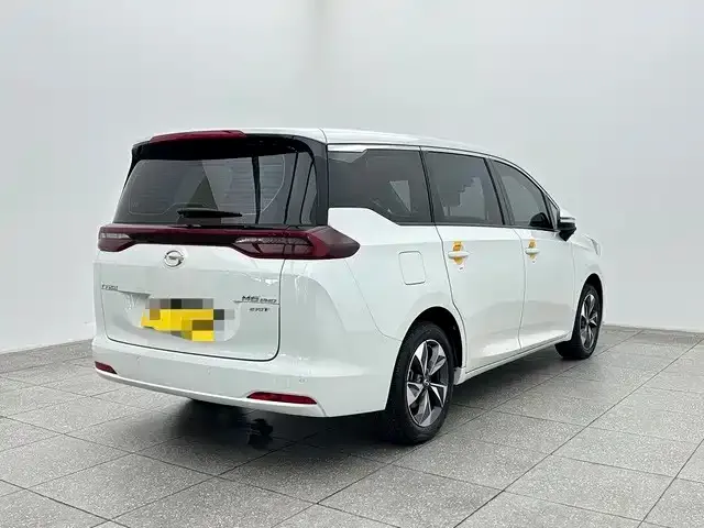 GAC Motor Trumpchi M6 — фото 8