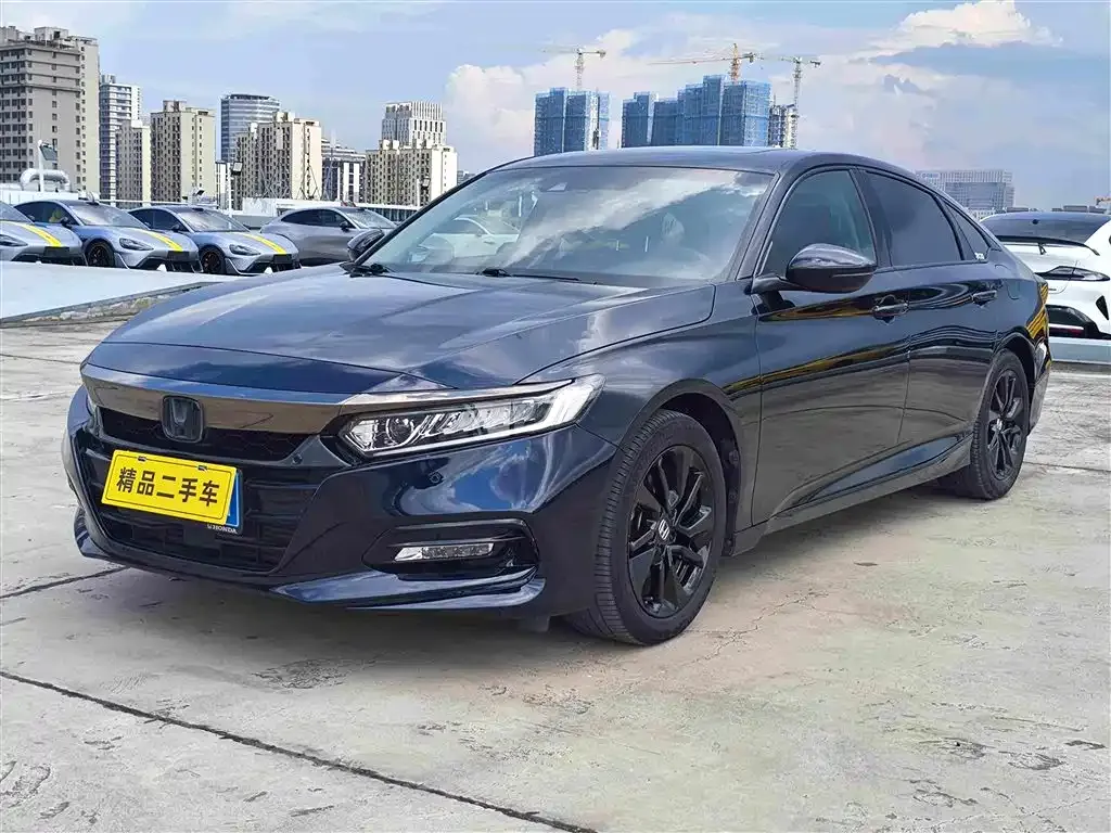 Honda Accord — фото 1