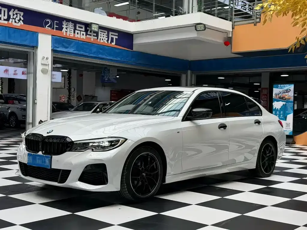 BMW 3 Series — фото 1