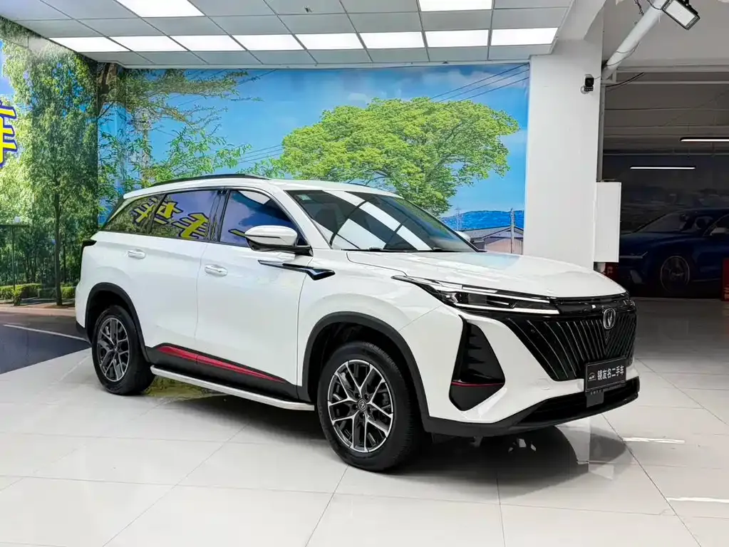 Changan CS75PLUS — фото 4