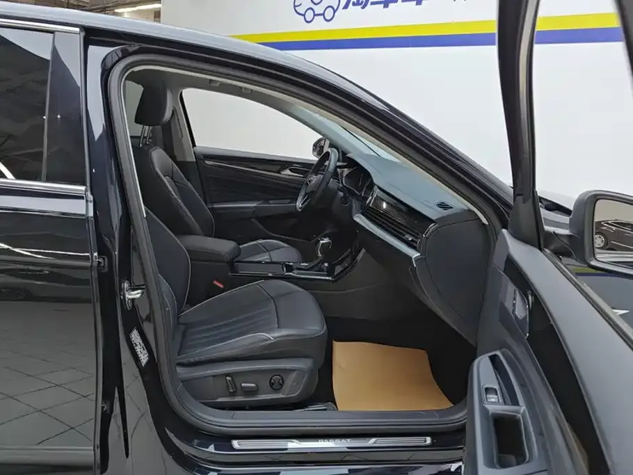 Volkswagen Passat — фото 2