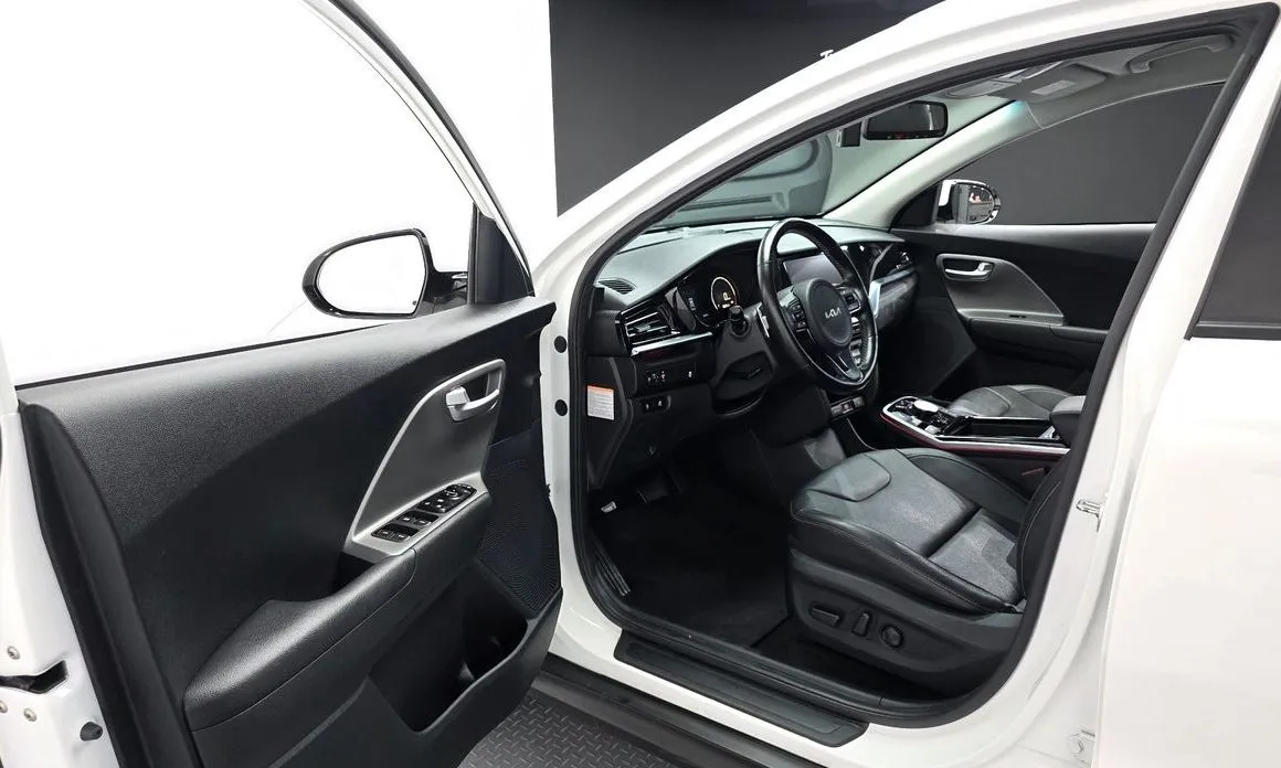 Kia Niro 2023 из KR, фото 8