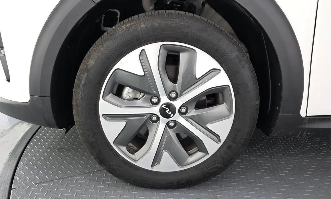 Kia Niro 2023 из KR, фото 4