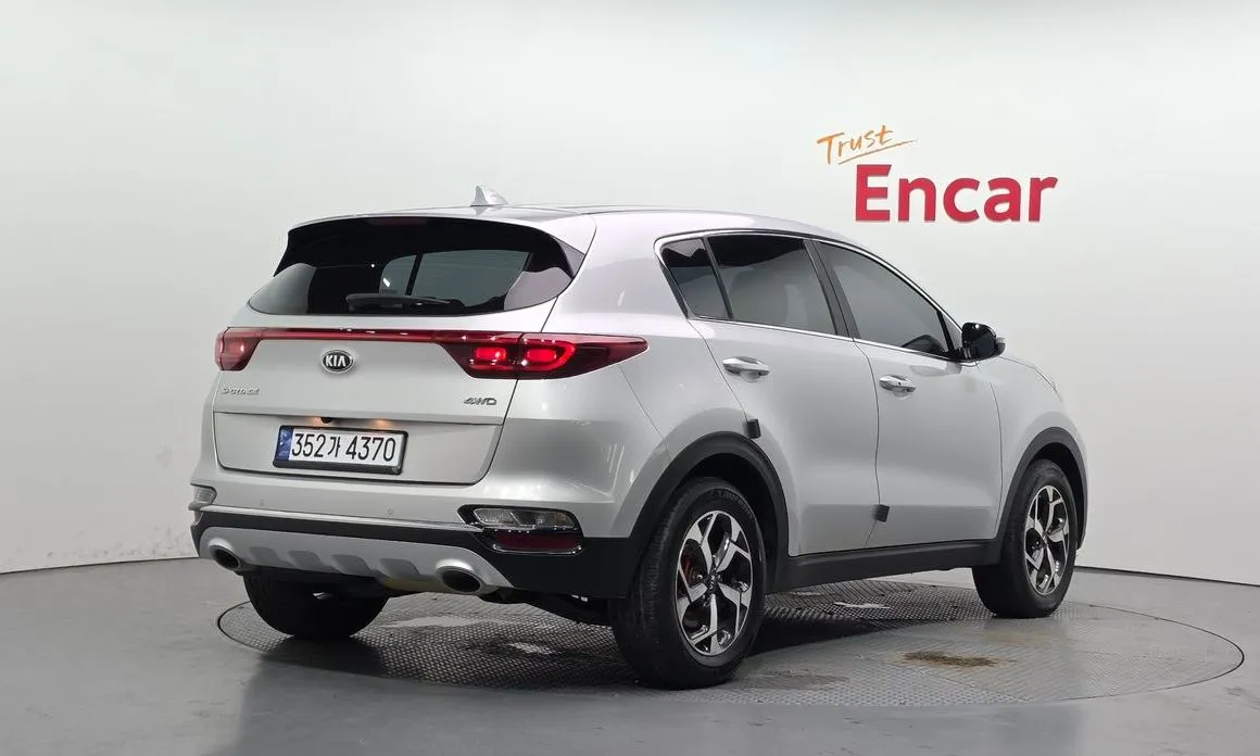 Kia Sportage — фото 6