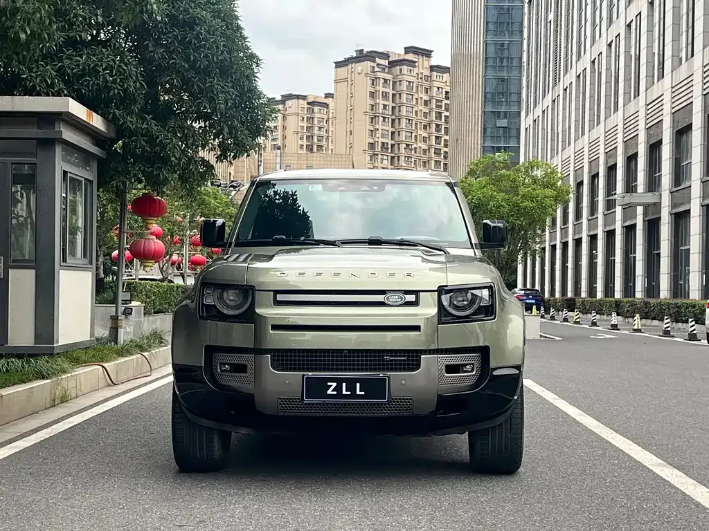 Land Rover Defender — фото 9