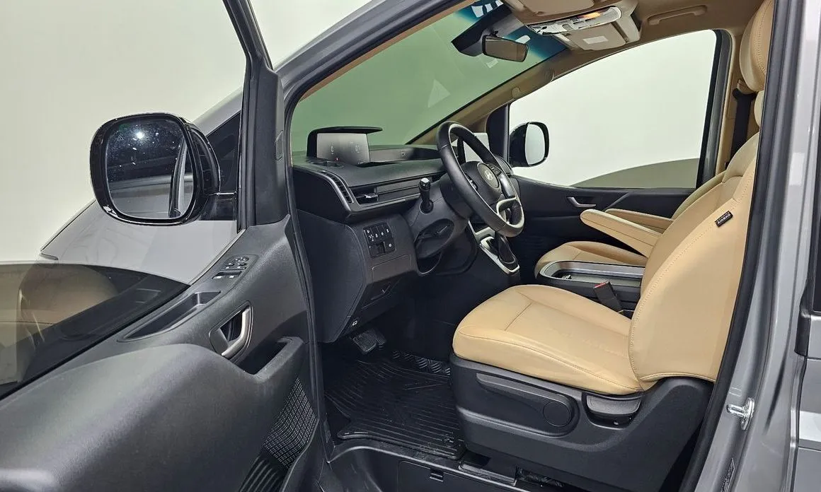 Hyundai Staria — фото 3
