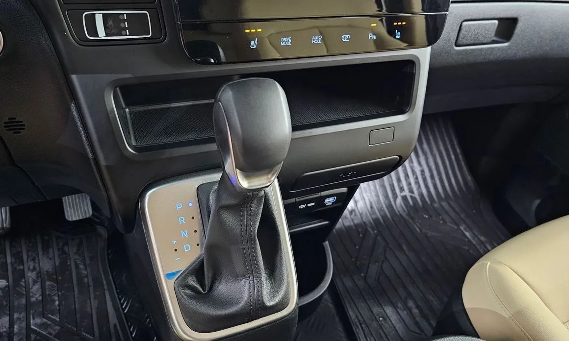 Hyundai Staria — фото 10