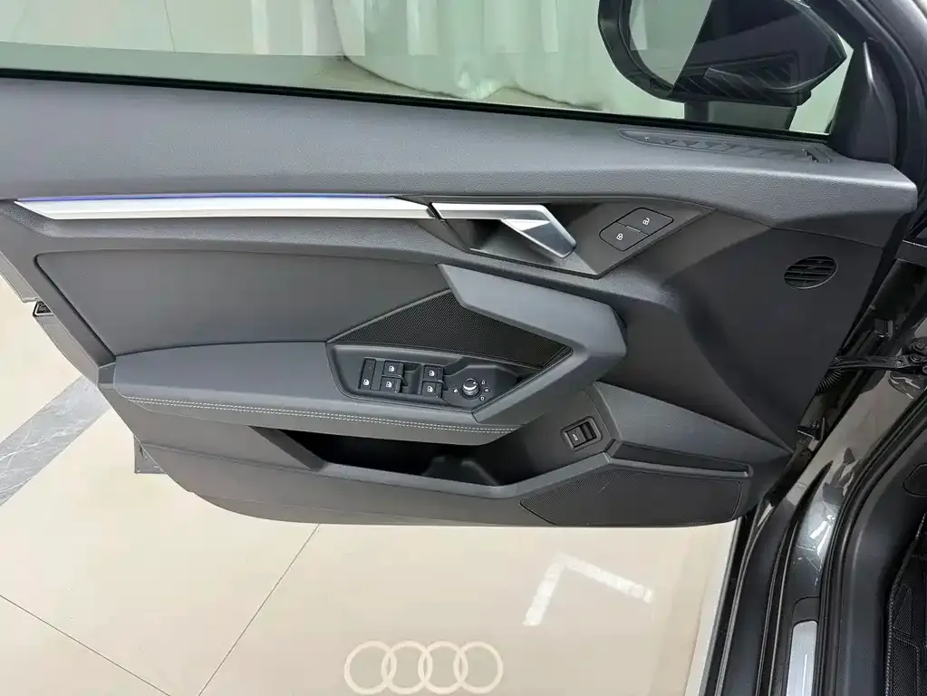 Audi A3 — фото 2