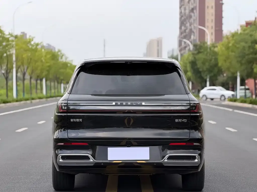 Geely Galaxy M9 — фото 3