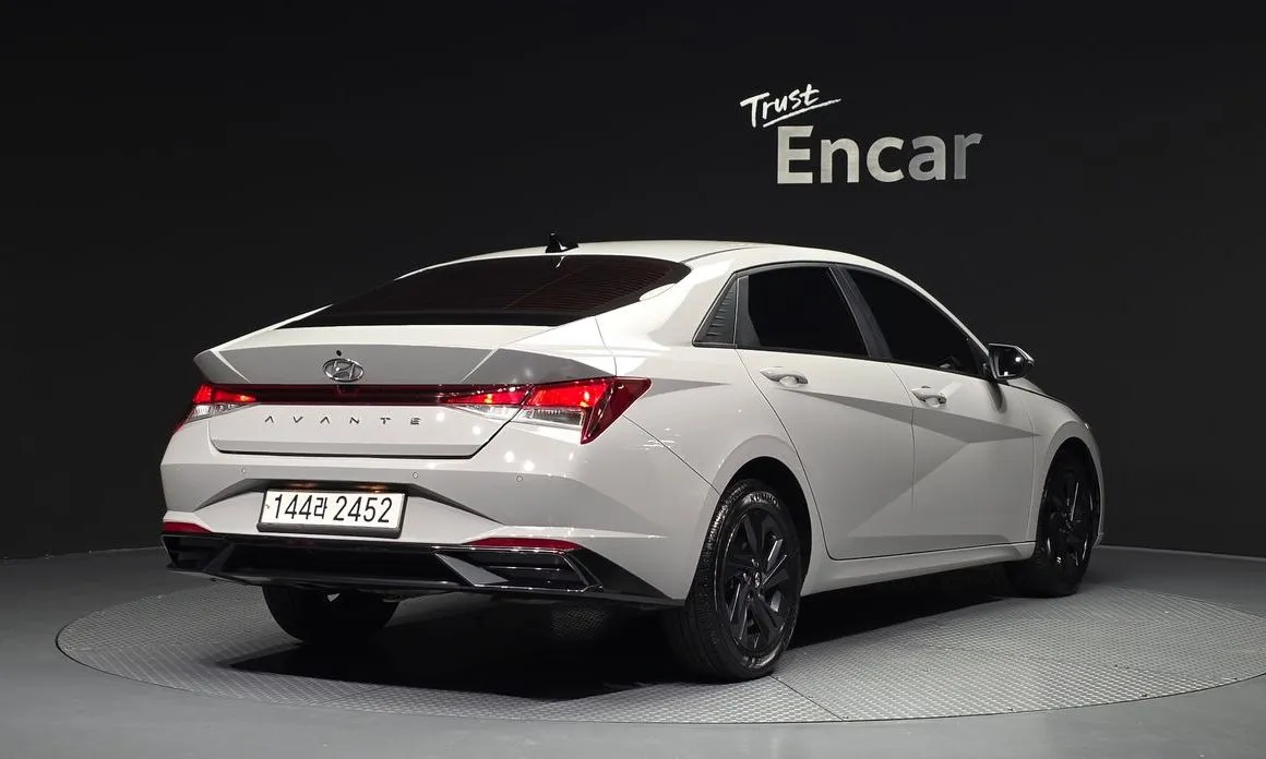Hyundai AVANTE — фото 4