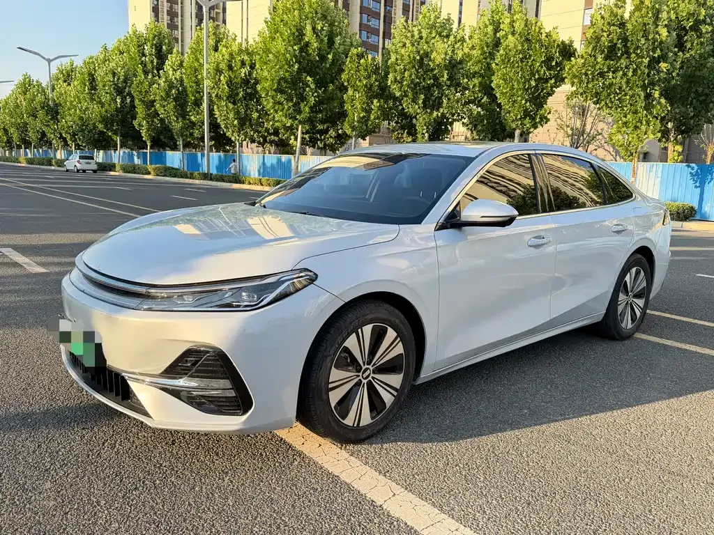Geely 银河A7 EM