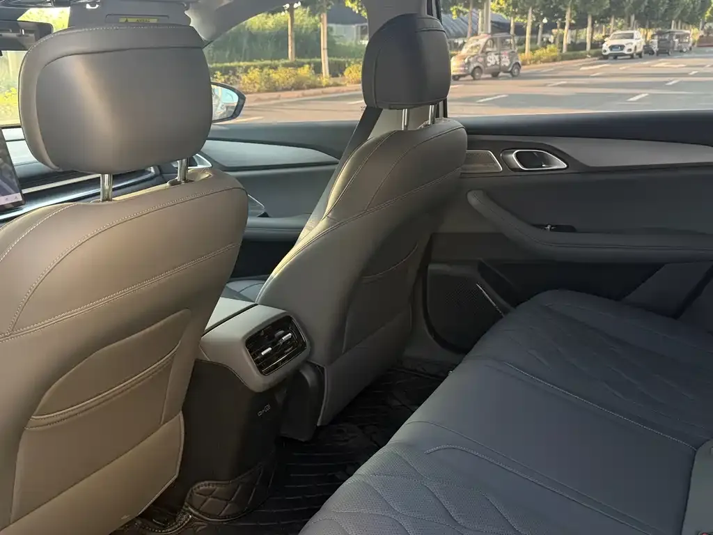 Geely 银河A7 EM 2026 из CN, фото 3