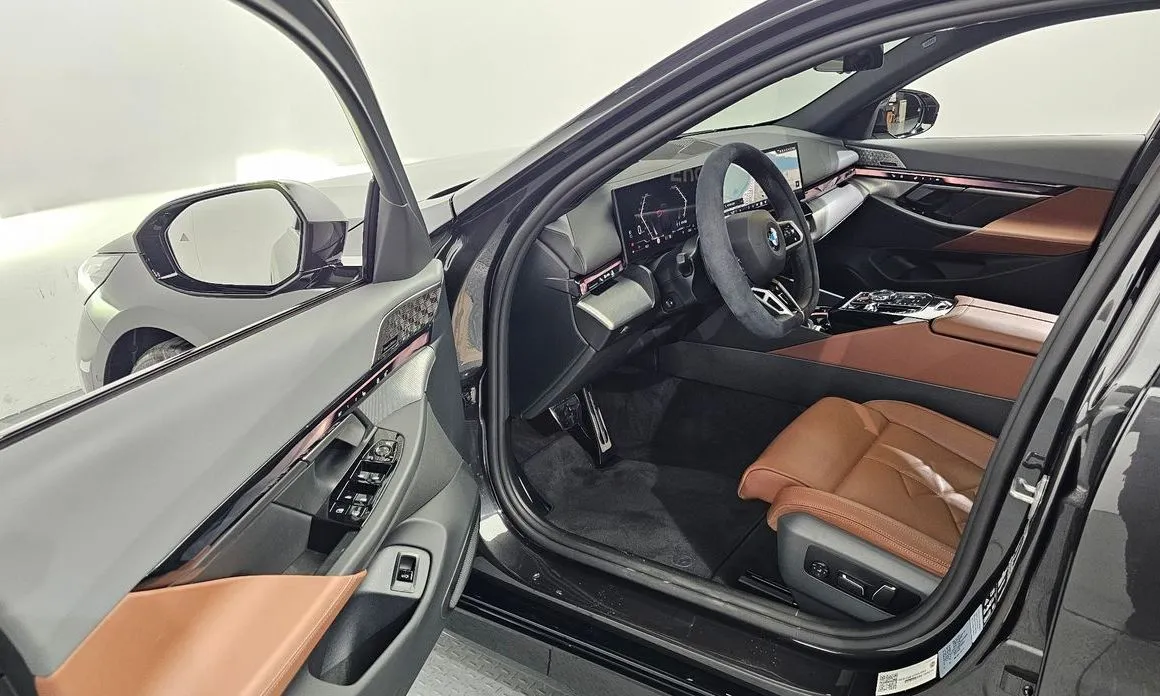 BMW 5-Series 2026 из KR, фото 5