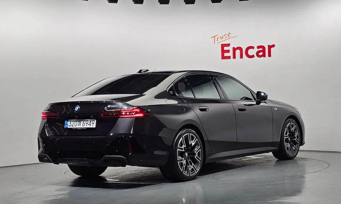BMW 5-Series 2026 из KR, фото 4