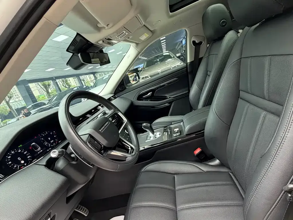 Land Rover Evoque — фото 9