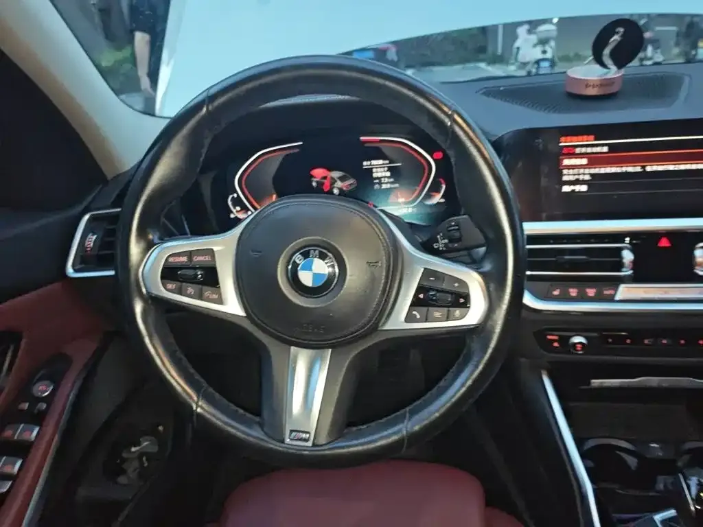 BMW 3 Series 2022 из CN, фото 9