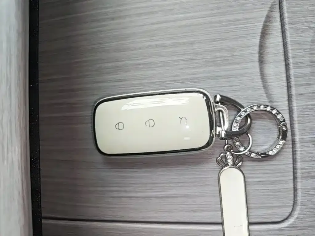 Geely Galaxy E8 2025 из CN, фото 4