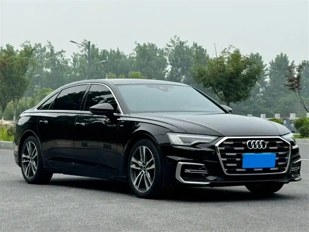 Audi A6L — фото 8