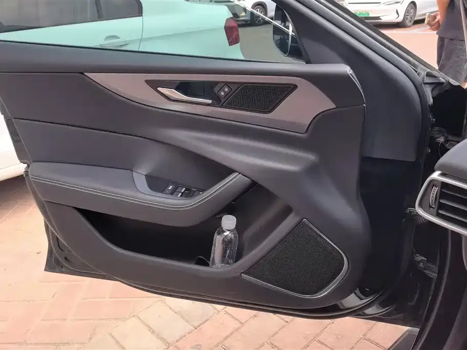 Jaguar XEL 2023 из CN, фото 10
