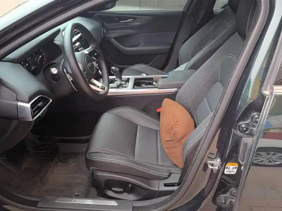 Jaguar XEL 2023 из CN, фото 5
